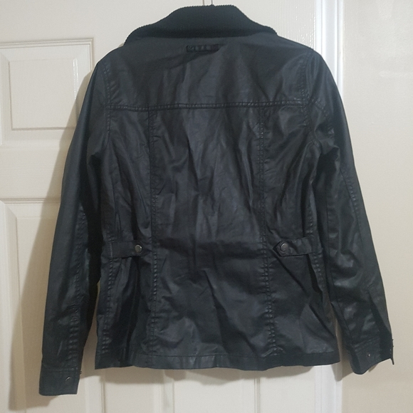 Black jacket - Picture 2 of 3